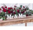 Drevený nápis Mr & Mrs biely