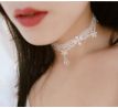 Biely čipkovaný náhrdelník pre nevestu 3