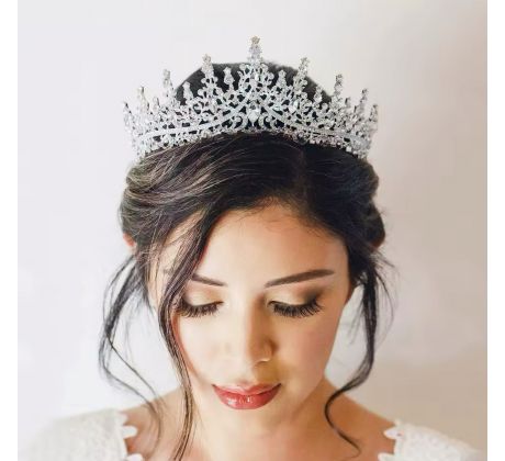 Korunka/tiara 37