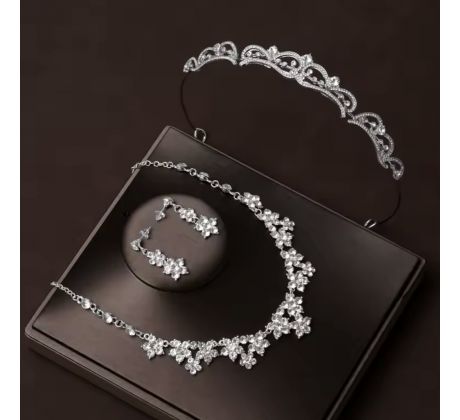 Set - náušnice, náhrdelník a tiara 3