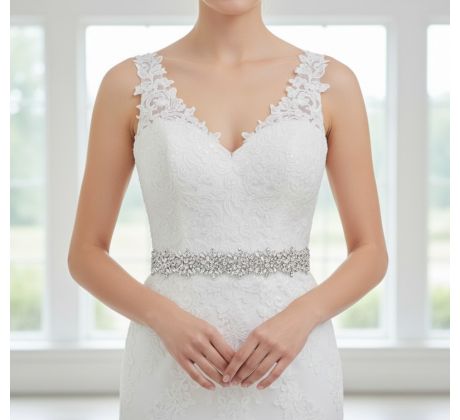 Štrasová ozdoba na šaty 9