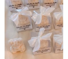 Darček pre svadobných hostí - sviečka macko