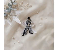 Svadobné pierko zdobené smaragdovo zelené 2