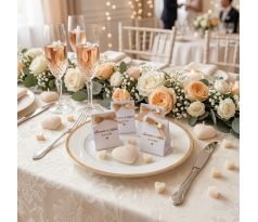 Darček pre svadobných hostí - sviečka srdce v papierovom balení