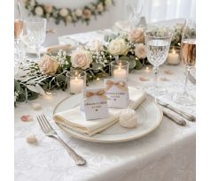 Darček pre svadobných hostí - sviečka ruža v papierovom balení