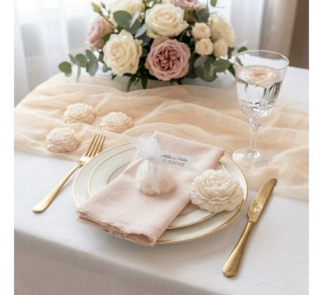 Darček pre svadobných hostí - sviečka pivónia v tyle