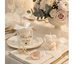 Darček pre svadobných hostí - sviečka macko