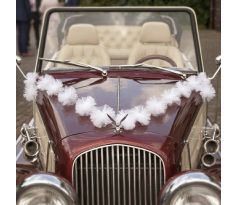 Dekorácia na svadobné auto